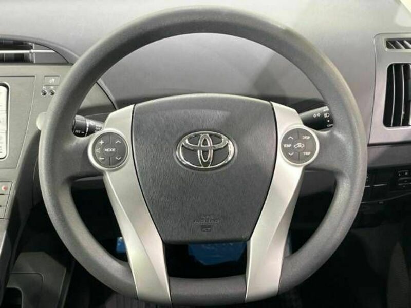 PRIUS-11