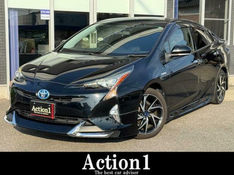 TOYOTA　PRIUS