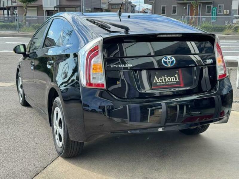 PRIUS-14