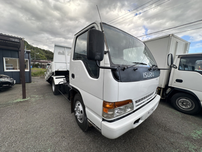 ISUZU　ELF