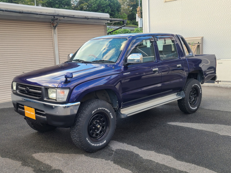 HILUX-2