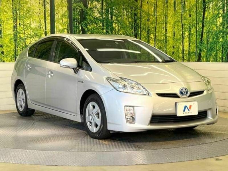 PRIUS-16