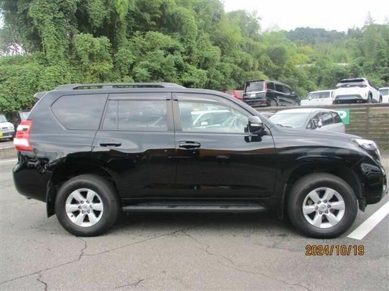 LAND CRUISER PRADO-26