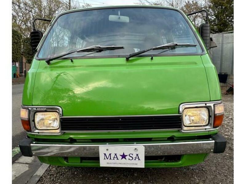 HIACE-8