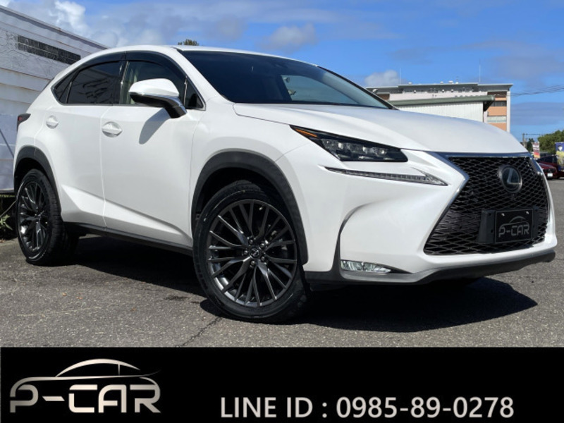 LEXUS　NX