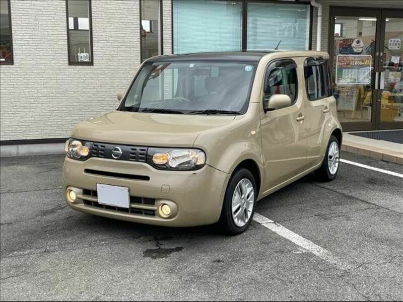 NISSAN　CUBE