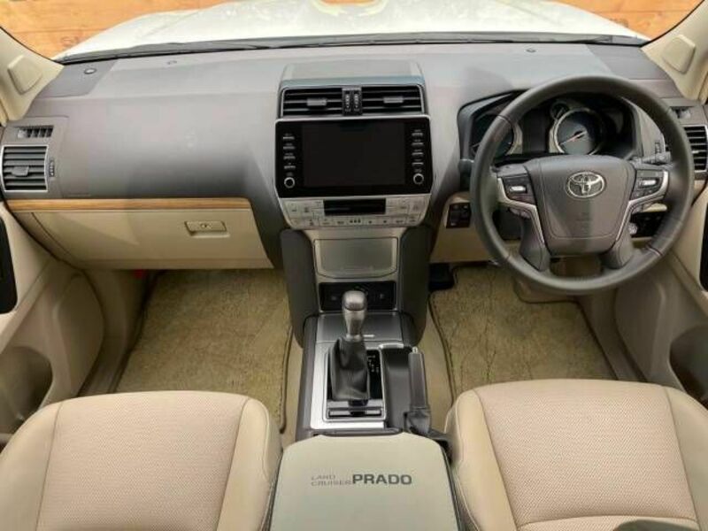 LAND CRUISER PRADO-1