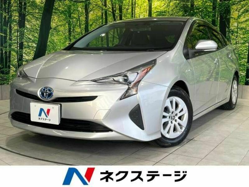 TOYOTA　PRIUS