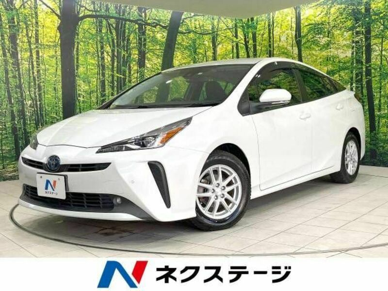 TOYOTA　PRIUS