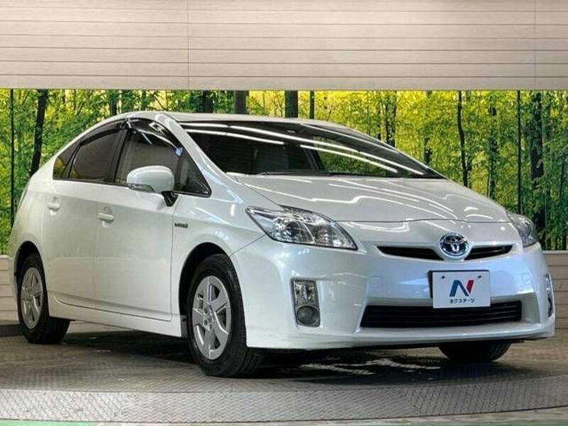 PRIUS-17