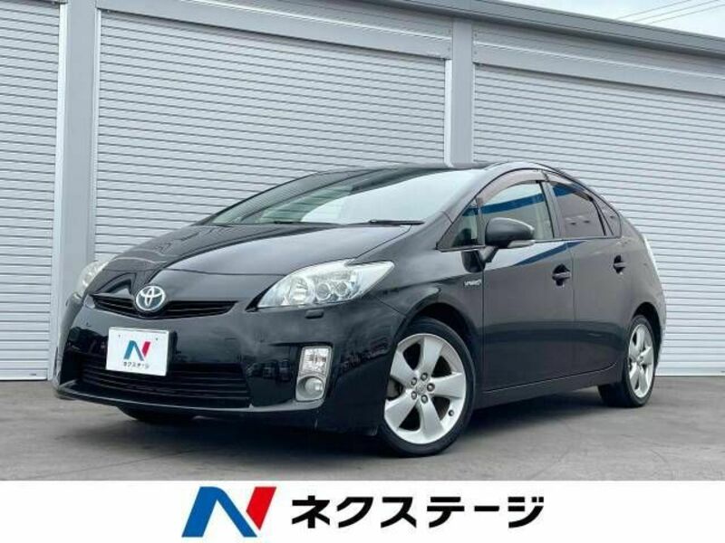 TOYOTA　PRIUS