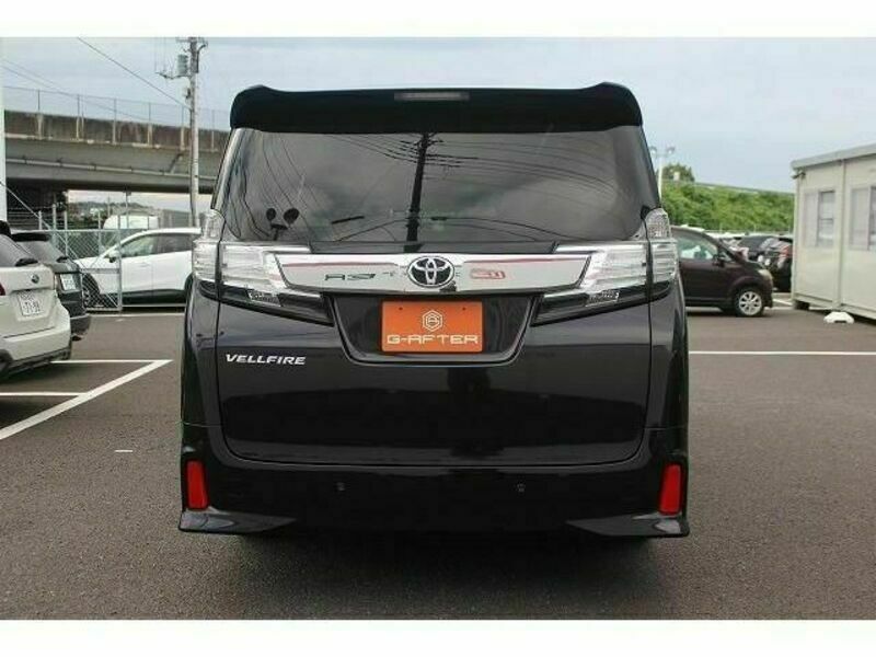 VELLFIRE-8