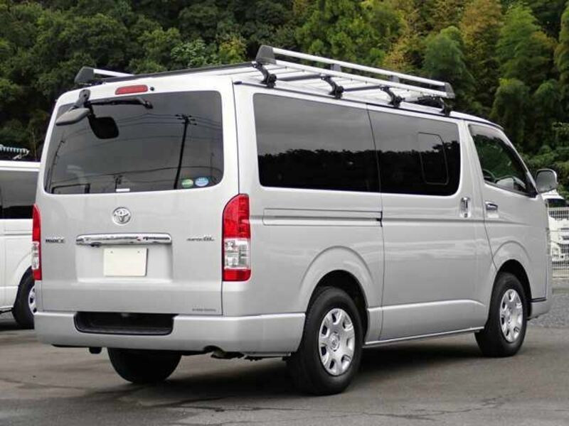 HIACE VAN-1