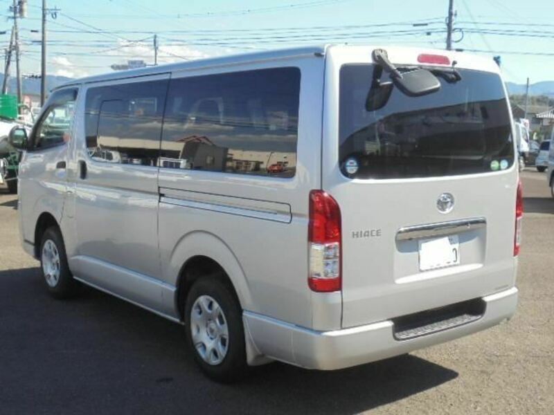 HIACE VAN