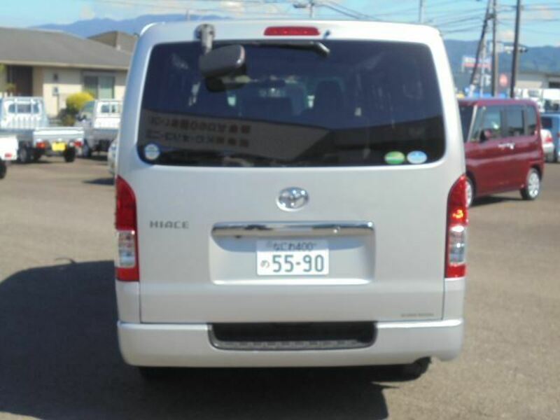 HIACE VAN