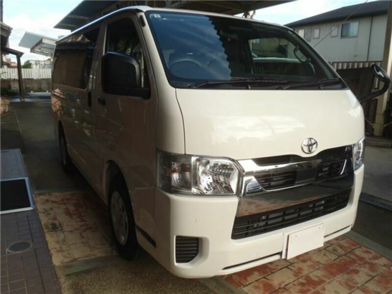 HIACE VAN