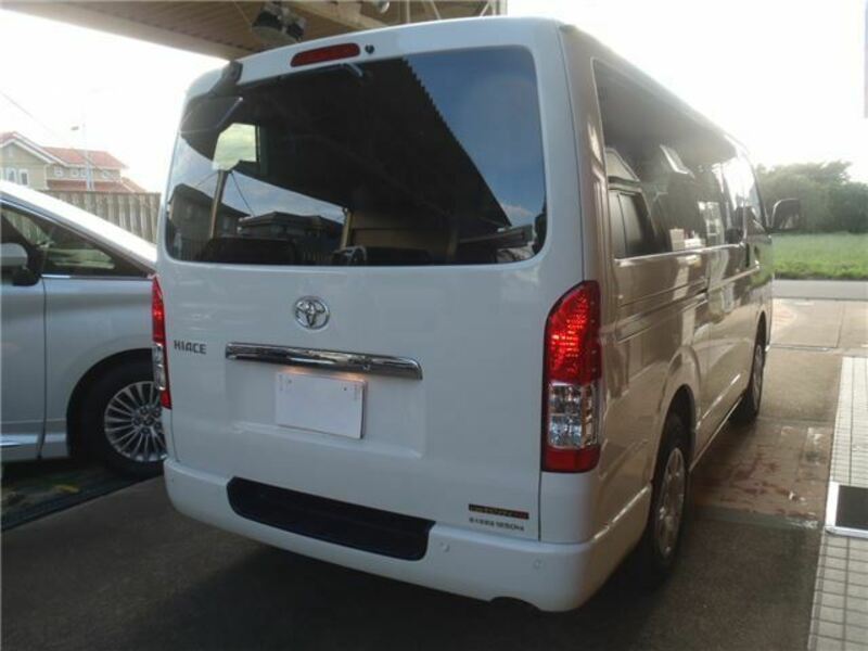 HIACE VAN-23