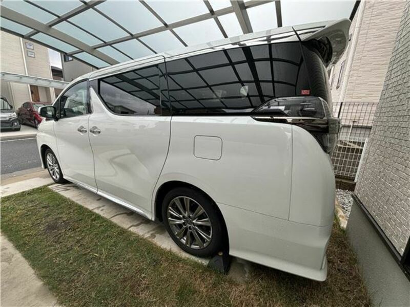 VELLFIRE-6