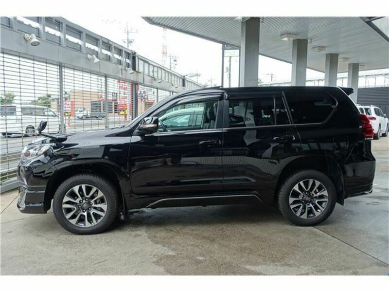 LAND CRUISER PRADO-36