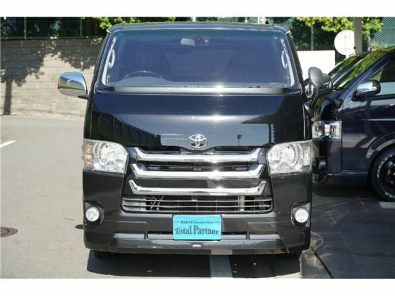 HIACE VAN-1