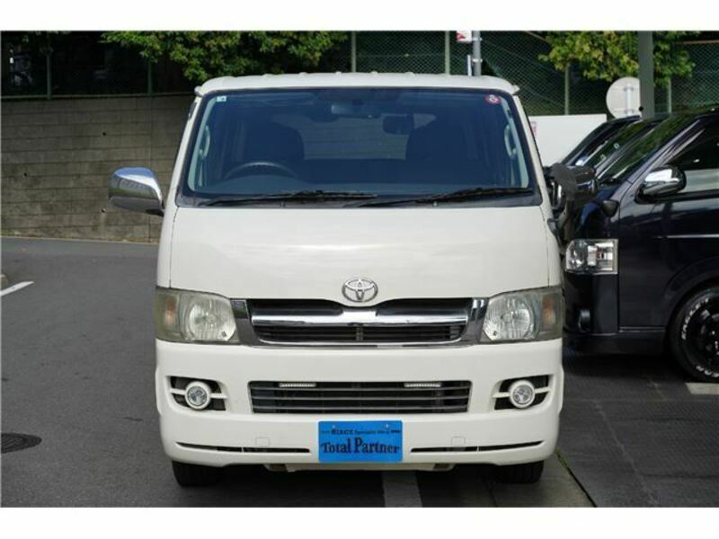 HIACE VAN-1