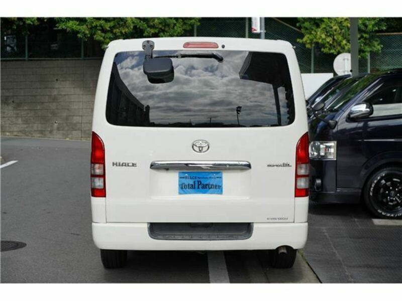 HIACE VAN-2