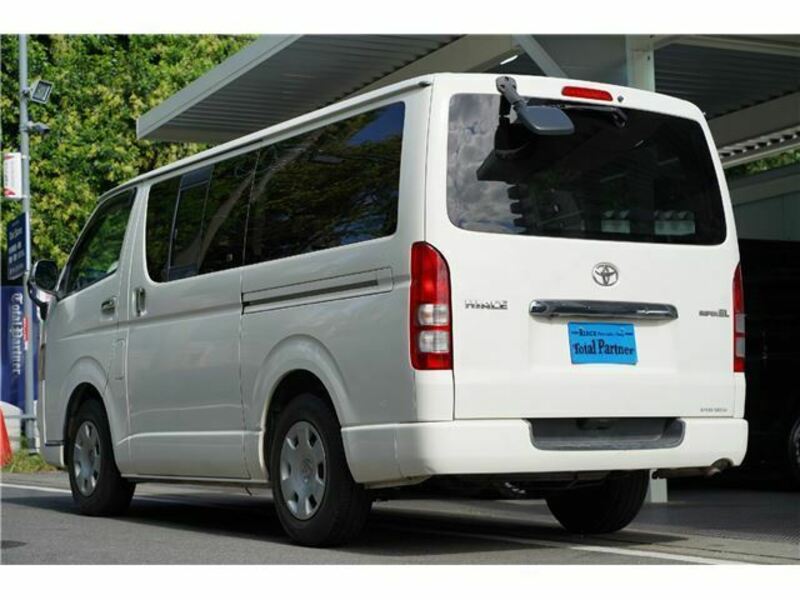 HIACE VAN-15