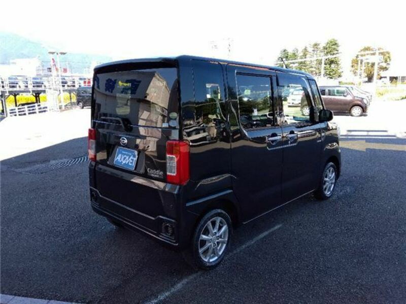 HIJET CADDIE-1