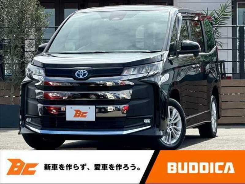 TOYOTA　NOAH