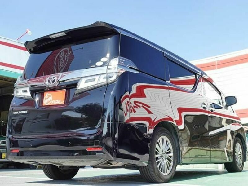 VELLFIRE-5