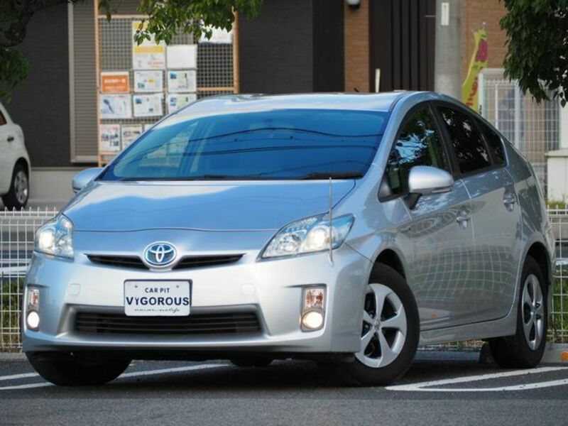 PRIUS-4