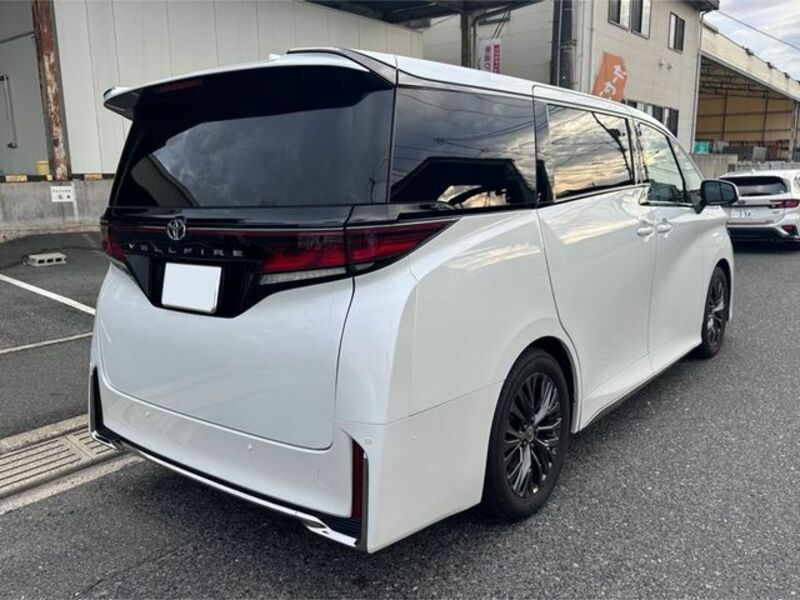 VELLFIRE-2