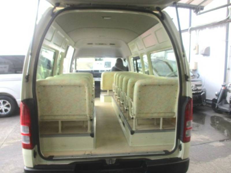 HIACE VAN-8