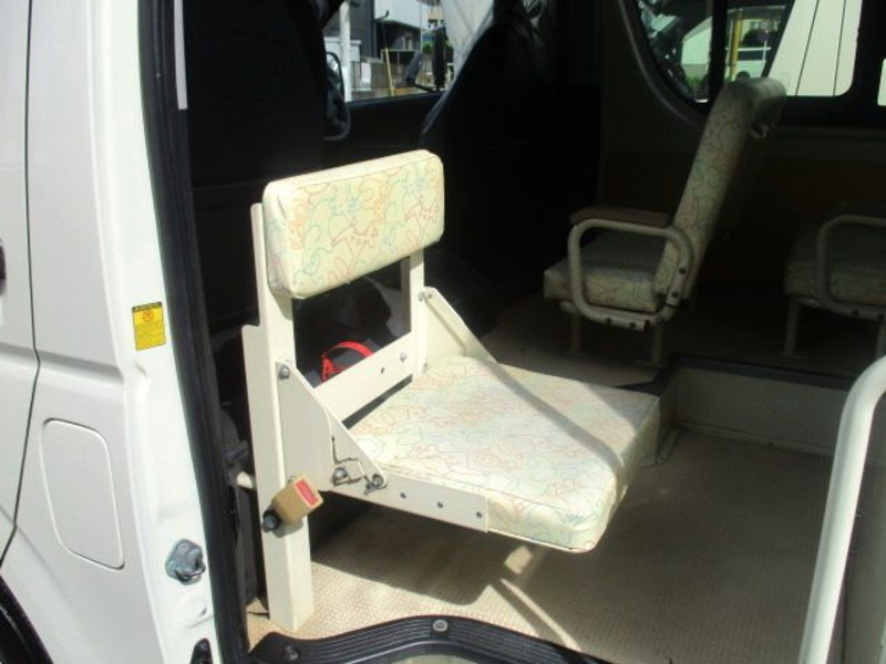 HIACE VAN-9