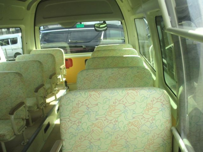 HIACE VAN-7