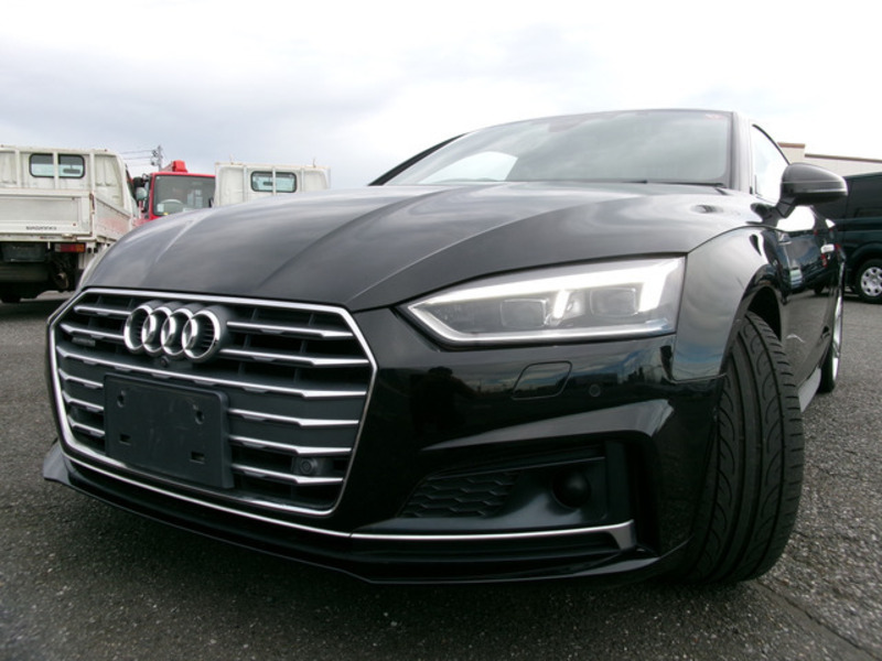 AUDI　A5