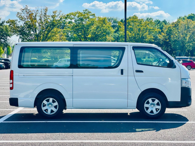 HIACE VAN-7