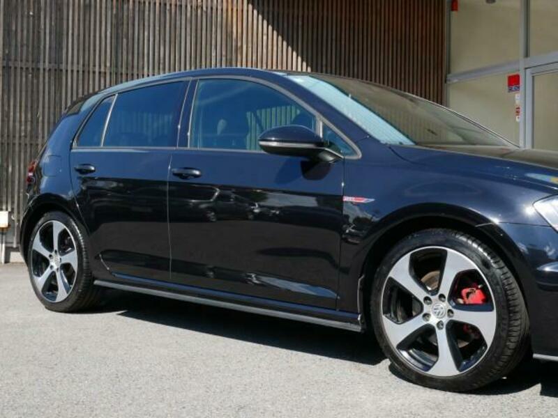 GOLF GTI-16