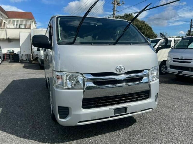 HIACE VAN-1