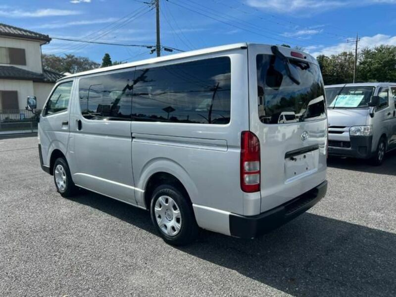 HIACE VAN-4