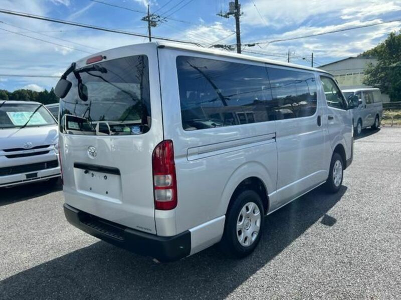 HIACE VAN-6