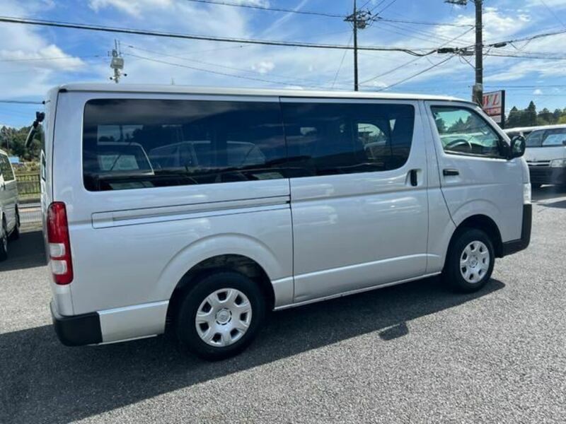 HIACE VAN-7