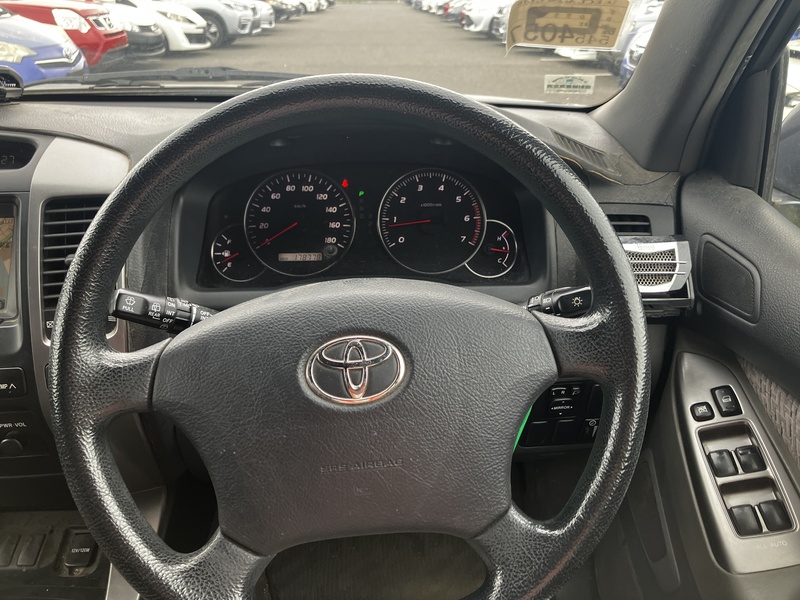 LAND CRUISER PRADO-31