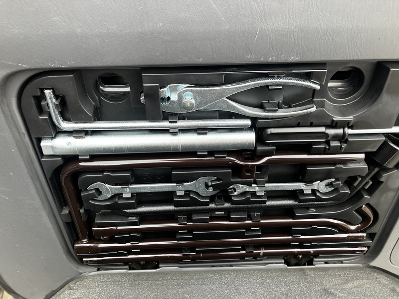 LAND CRUISER PRADO-28