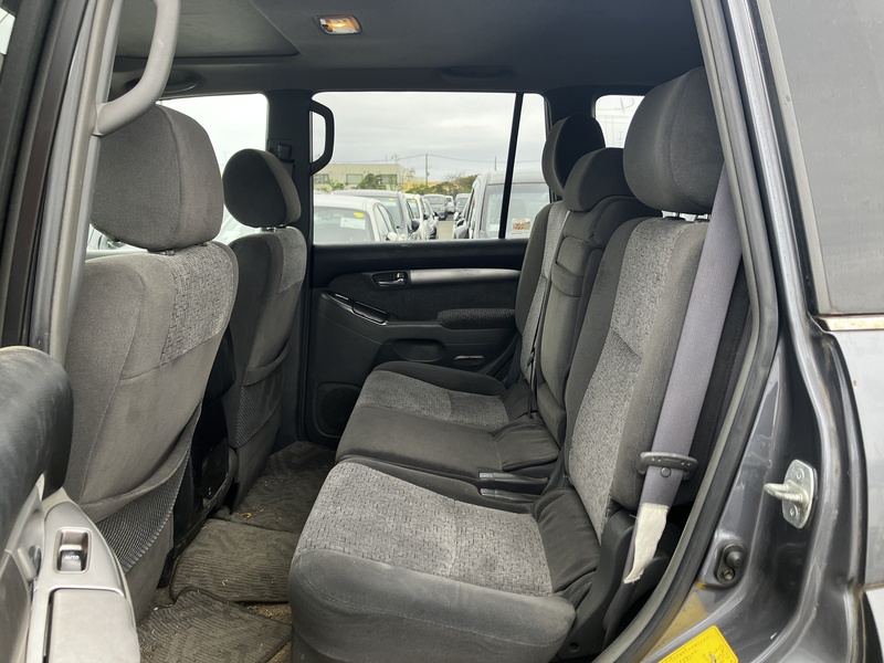 LAND CRUISER PRADO-13