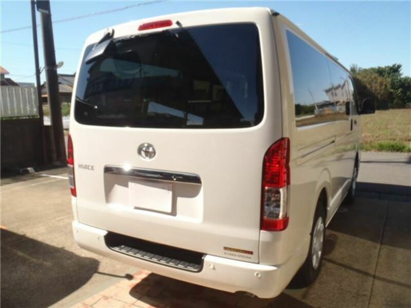 HIACE VAN-1