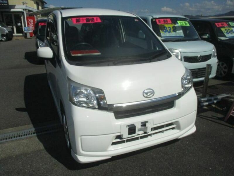 DAIHATSU　MOVE