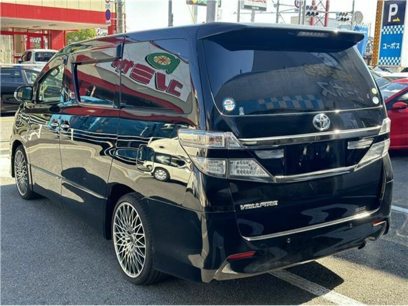 VELLFIRE-1