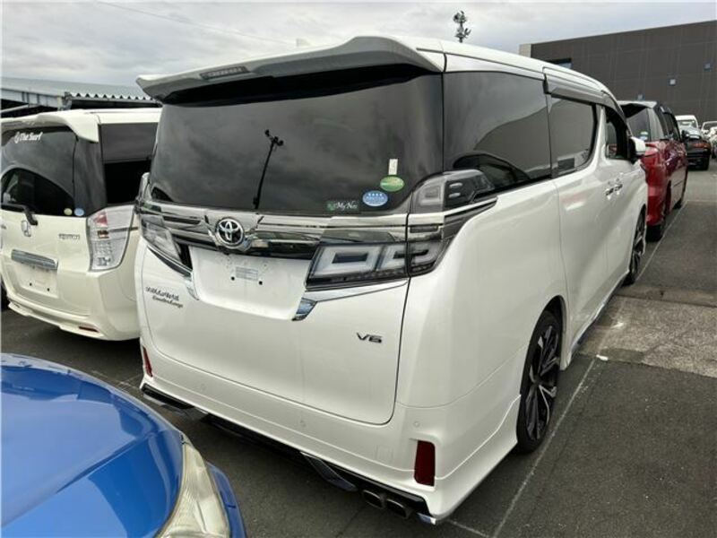 VELLFIRE-2