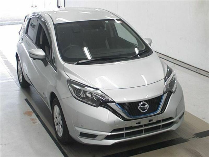 NISSAN　NOTE